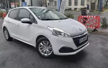 Peugeot 208 La-Courneuve