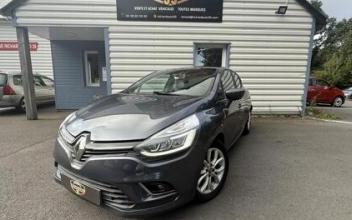 Renault clio La-Richardais