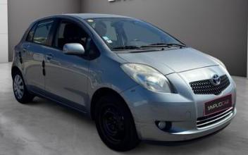 Toyota yaris Verneuil-sur-Seine