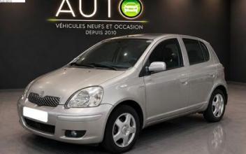 Toyota yaris Le-Loroux-Bottereau