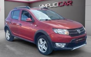 Dacia sandero Saint-Sulpice-de-Royan