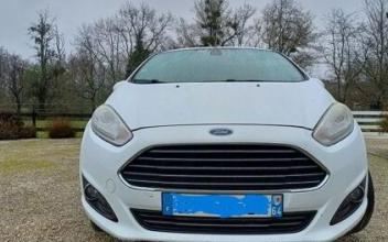 Ford fiesta Tizac-de-Lapouyade
