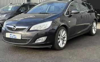 Opel astra Pissy-Pôville