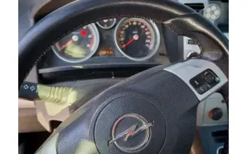 Opel Zafira Viry-Chatillon