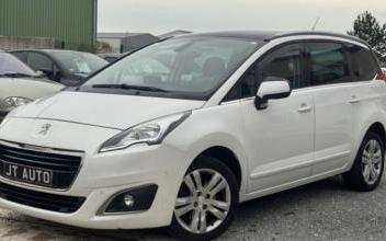 Peugeot 5008 Saint-Médard-d'Aunis