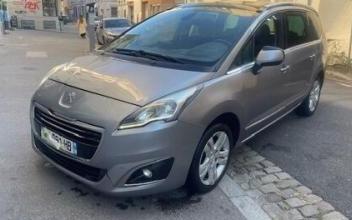 Peugeot 5008 Lyon
