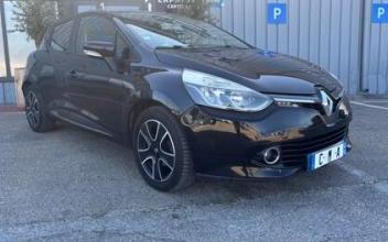 Renault clio Saint-Gilles