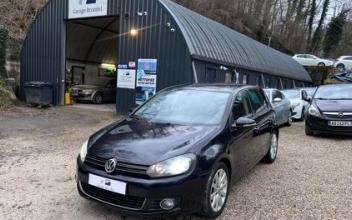 Volkswagen golf Sathonay-Camp