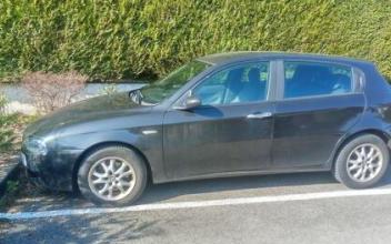 Alfa-romeo 147 Saint-Bonnet-de-Mure