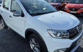 Dacia sandero Saint-Denis-en-Val