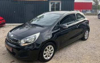 Kia rio Avignon