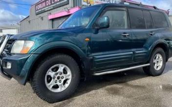 Mitsubishi pajero Coignières