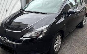 Opel corsa Bordeaux