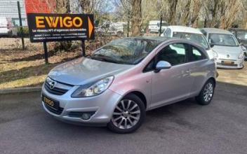 Opel corsa Saint-Jean-du-Cardonnay