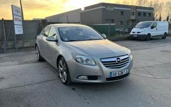 Opel Insignia Pussay