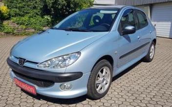 Peugeot 206 Cour-sur-Loire