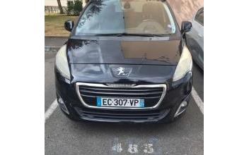 Peugeot 5008 Chilly-Mazarin