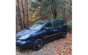 Peugeot 807 Saint-Privat-de-Vallongue