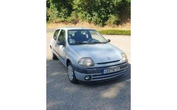 Renault clio ii Mornant