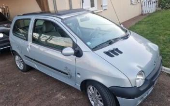Renault twingo La-Suze-sur-Sarthe