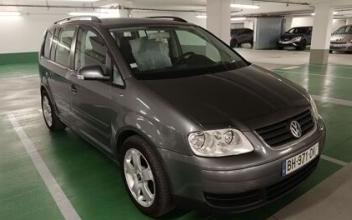 Volkswagen touran Paris