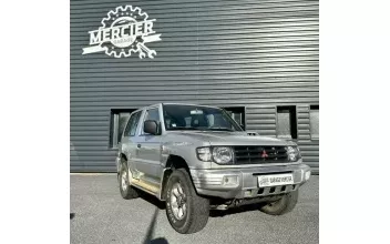 Mitsubishi Pajero Saint-Pantaléon-de-Larche