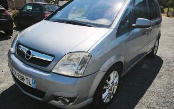 Opel meriva Villaines-les-Rochers