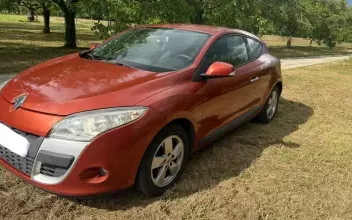 Renault Megane Saint-Etienne-de-Saint-Geoirs