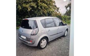 Renault scenic ii Les-Bréviaires