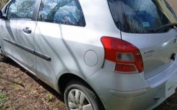 Toyota yaris Saint-Senoux