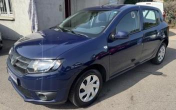 Dacia sandero Saint-Nabord