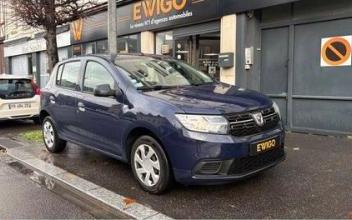 Dacia sandero Saint-Jean-du-Cardonnay