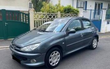 Peugeot 206 Les-Pavillons-sous-Bois