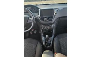 Peugeot 208 Saint-Germain-en-Laye