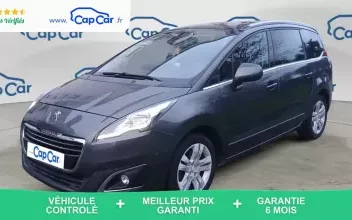 Peugeot 5008 Paris