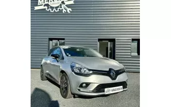 Renault Clio Saint-Pantaléon-de-Larche