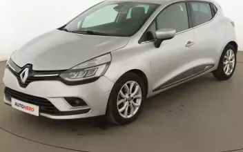 Renault Clio Issy-les-Moulineaux