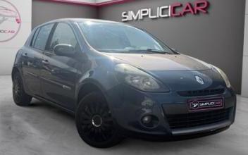Renault clio Genay