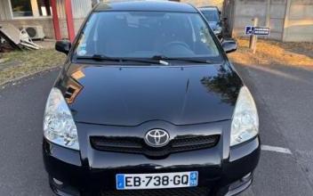 Toyota verso Houilles