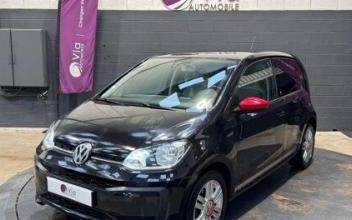 Volkswagen up Outreau